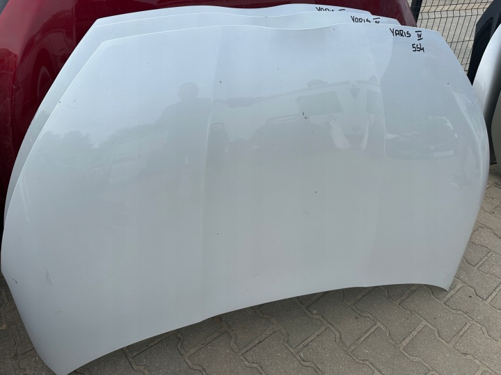 CAPOT TOYOTA YARIS IV P21 2021-2025