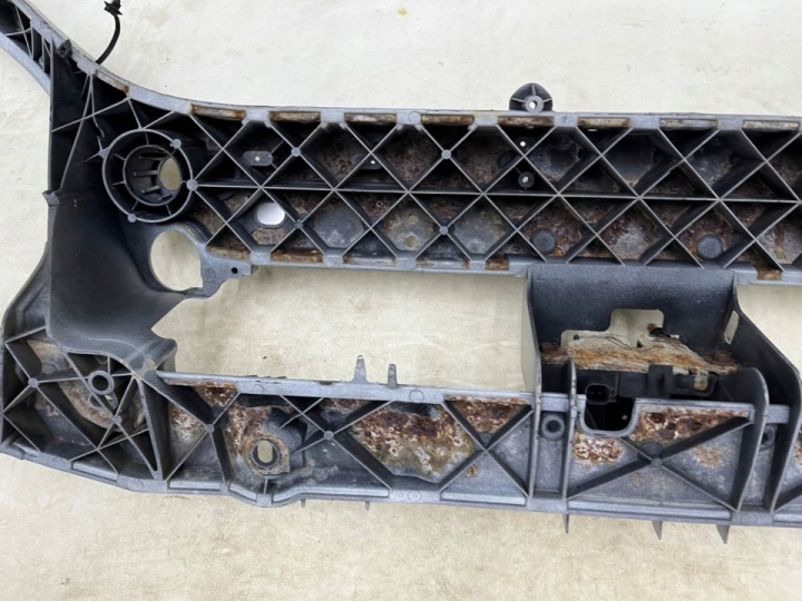 PANNEAU AVANT FORD FOCUS I 00-06R. RENFORCEMENT SUPÉRIEUR CHÂSSIS OCULAIRE ORIGINE