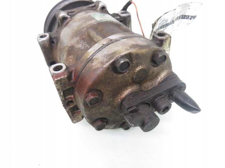 COMPRESSEUR DE CLIMATISATION RENAULT LAGUNA I 2.2 DT 7700111298 SD7H15