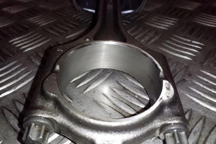 PISTON VOLVO XC90 I 31460828 2.0L GASOLINE 179KW 2020