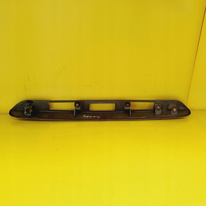 CACHE COUVERCLES DE COFFRE COUVERCLES DE COFFRE MAZDA PREMACY C10050811 NR7