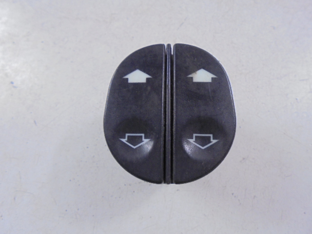 FORD FUSION COMMUTATEUR COMMUTATEUR VITRE AVANT GAUCHE 96FG14529BC