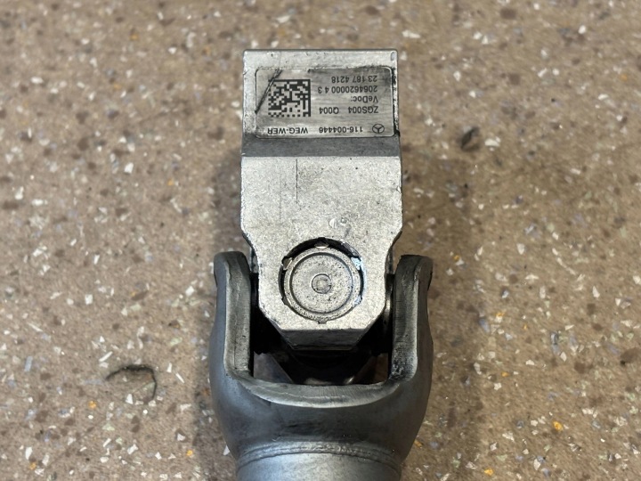 CROISILLON COLONNES DIRECTION MERCEDES-BENZ E W214 A2064620000