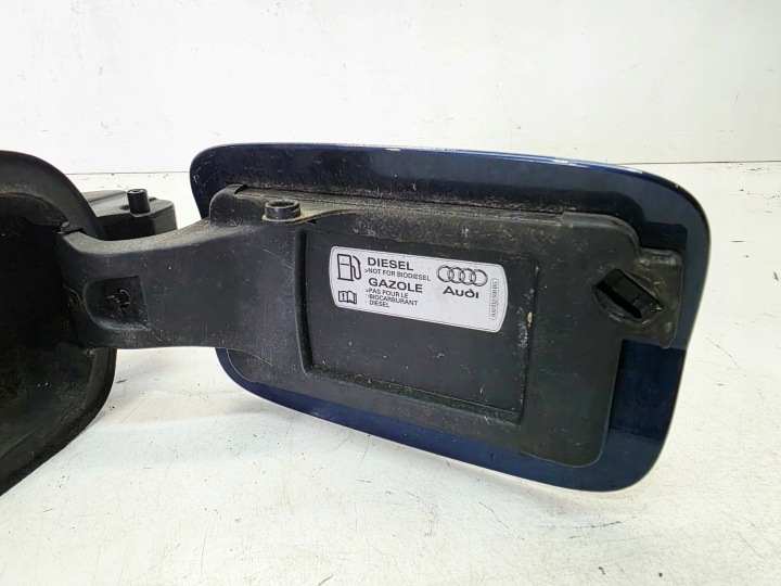 CLAPET GOULOTTE DE REMPLISSAGE CARBURANTS AUDI A3 8V BERLINE 8V5809906 LX5Q
