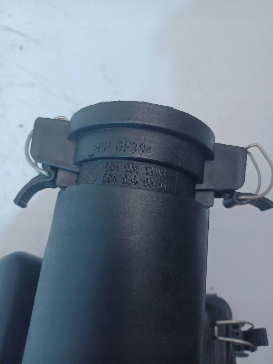 CHÂSSIS FILTRE AIR MERCEDES-BENZ C W202 202 6040940104