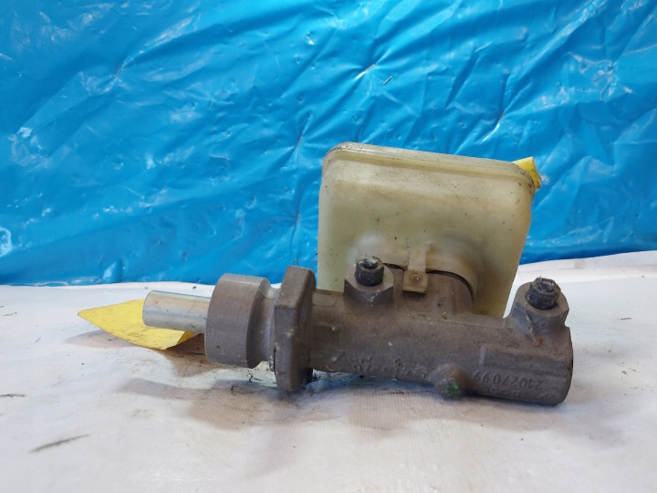 POMPE DE FREIN A3 8L 1.6 B BOSCH 21027099