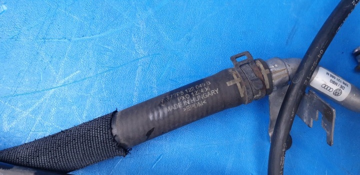 TUYAUX TUYAU DE DÉRIVATION CONDUITES DE DÉRIVATION EAU LIQUIDE CHLODNICZEGO PORSCHE CAYENNE AVEC 4.8 7P5 958