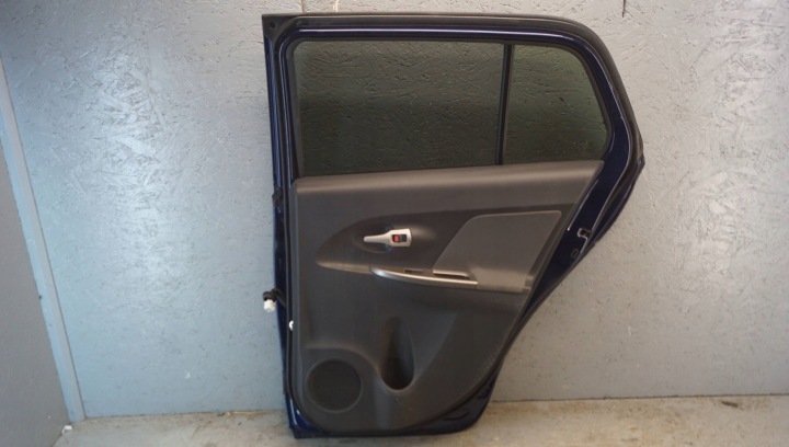 TOYOTA URBAN CRUISER PORTES DROIT ARRIÈRE (D2293)