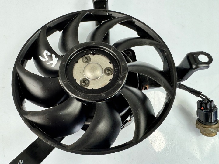 SUZUKI GSX-R 600 750 K4-K5 VENTILATEUR