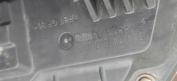 PAPILLON DES GAZ ÉCHAPPEMENT 2.0 DCI RENAULT TRAFIC III 147808010R