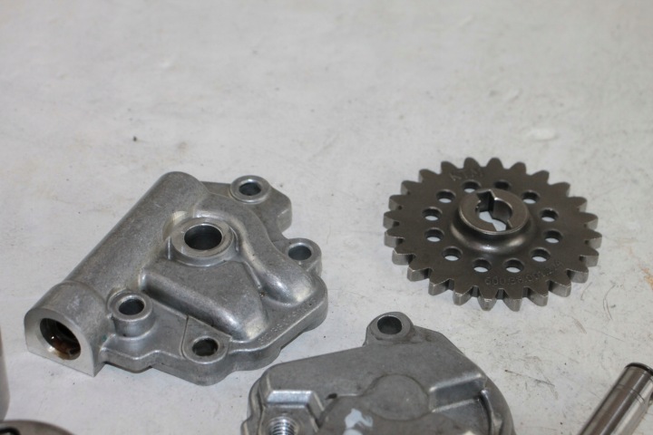 KTM 1290 SUPER DUKE GT POMPE HUILES