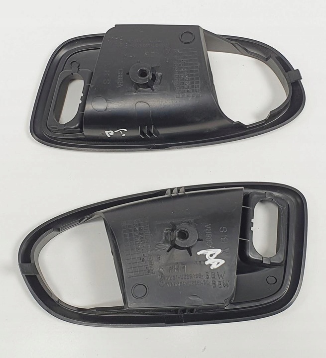 PROTECCIÓN MANECILLAS DE PUERTA DERECHA FORD MONDEO MK4 