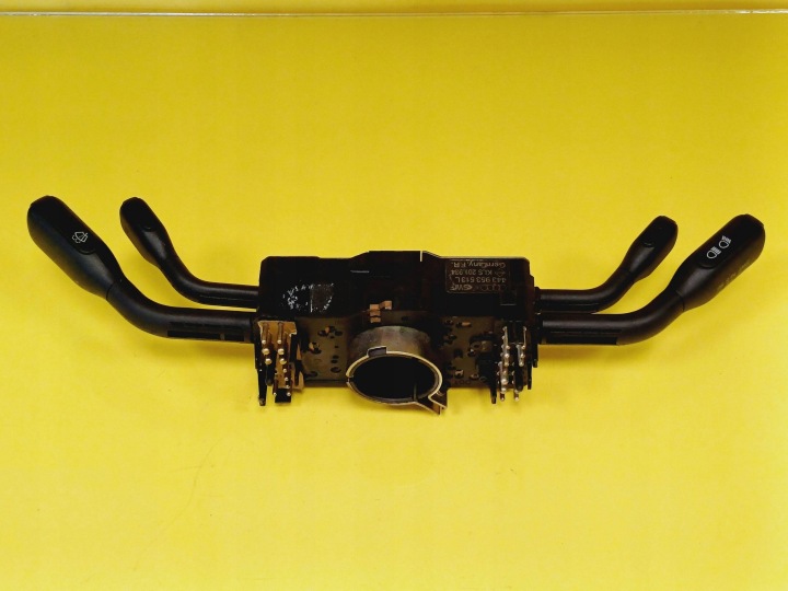 MANETTE COMMUTATEUR COMPOSITE AUDI 100 C4 443953513L NR384