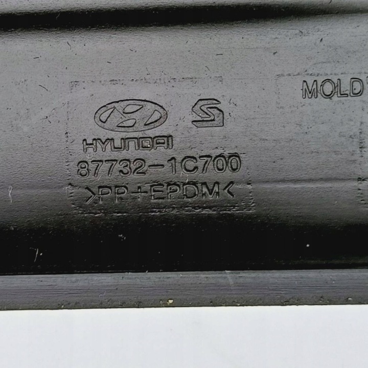 MOULURE GARDE-BOUE DROIT ARRIÈRE HYUNDAI GETZ 3D 877321C700 NR166