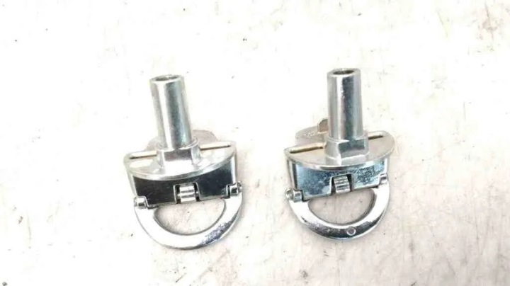AUTRE PIÈCES INTERNE AUDI A4 AVANT (8K5, B8) 3C9867160 1.97L DIESEL 2008