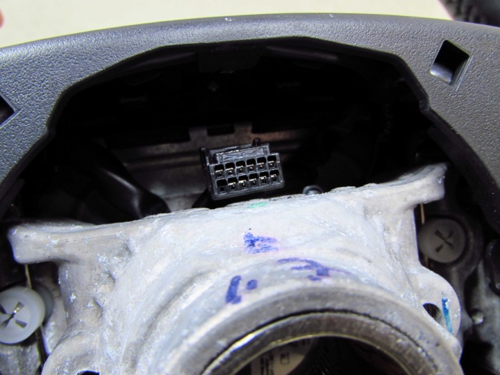 TOYOTA COROLLA XII E21 16-22 VOLANT CUIR MULTIFUKCJA COUSSIN AIRBAG