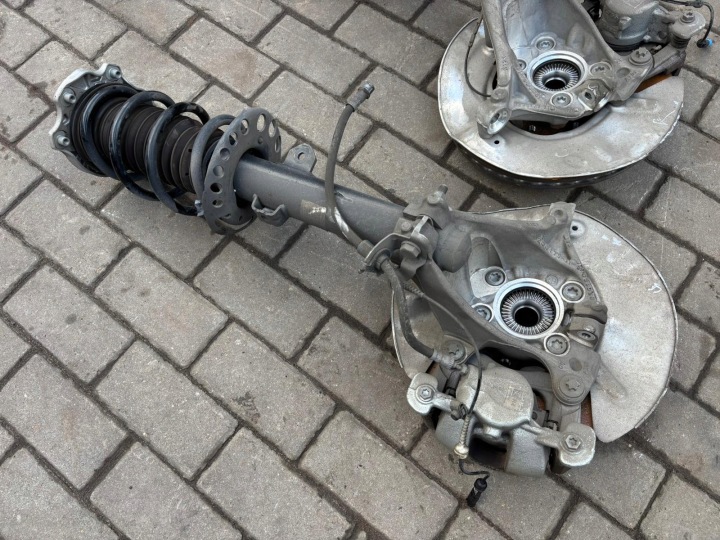 BMW X1 2 PIÈCES U10 U11 ROTULE DE DIRECTION AVANT GAUCHE DROITE COMPLÈTE 6890179 6890180