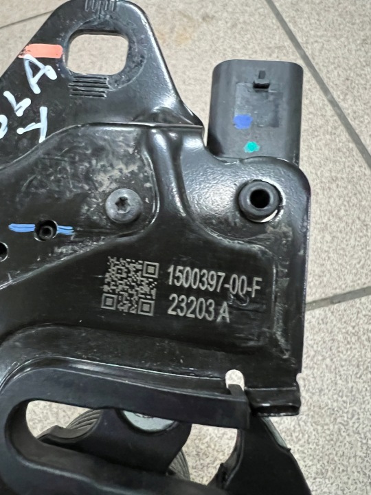 TESLA MODÈLE Y 3 SERRURE VERROU SERVOMOTEUR SERRURE CAPOTS AVANT 1500397-00-F