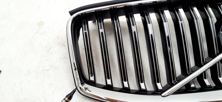 VOLVO XC60 II GRILLE CALANDRE PARE-CHOCS AVANT 32386076, 32386077