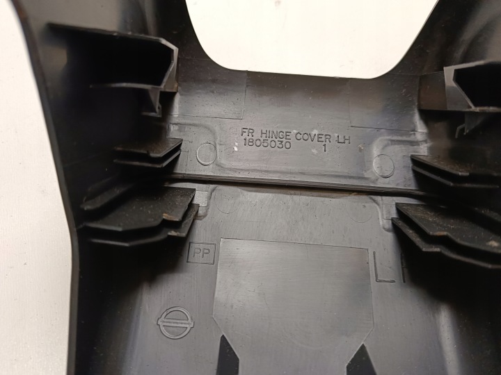 PROTECTION BOUCHON CHARNIÈRES SIÈGES GAUCHE INFINITI QX80 Z62 ARMADA PATROL Y62
