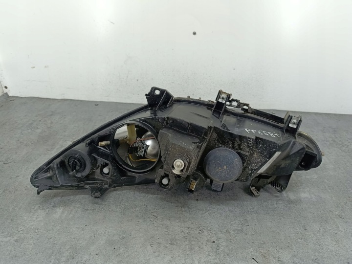 PHARE AVANT DROITE PEUGEOT 307 SW 20-B223 TYC