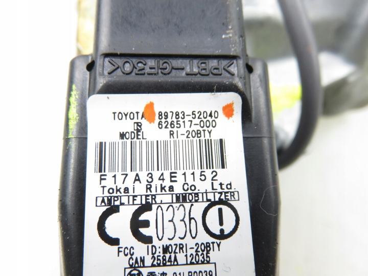 CONTACTEUR D'ALLUMAGE INSERTS TOYOTA RAV 4 II (_A2_) 45020423 8978352040