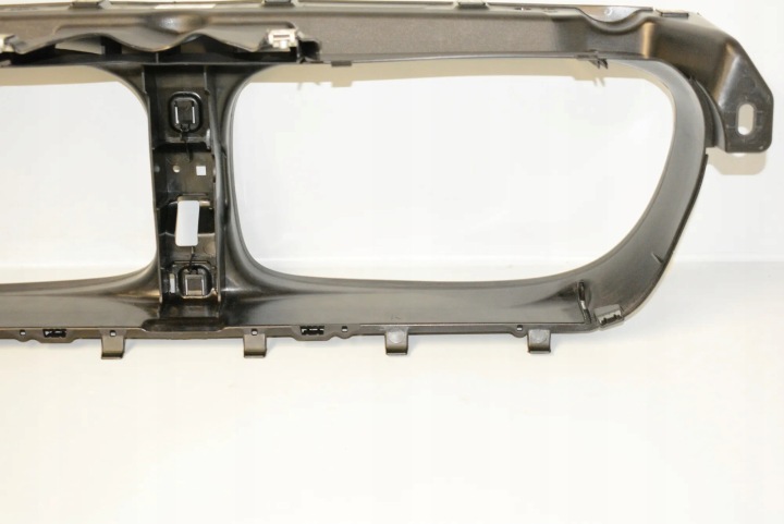 GRILLE BMW 7 (F01, F02) 51747224660 2489032 2010
