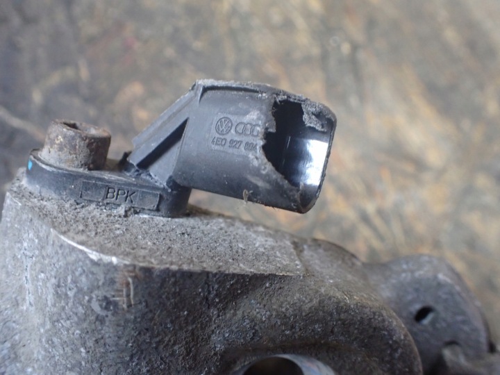 ROTULE DE DIRECTION GAUCHE ARRIÈRE AUDI A8 8E0505434A 9307