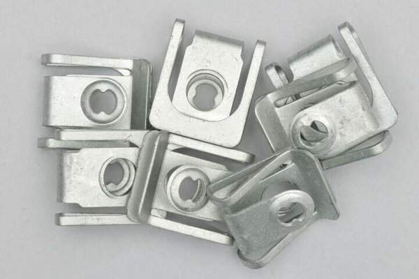 VIS VIS CLIPS CARTERS MOTEUR AUDI A4 B8 A5 Q