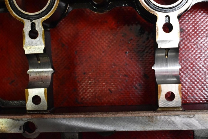CULASSE MOTEUR GAUCHE 079103373AT AUDI A8 D3 4.2 FSI 350 KM LIFT 05-07