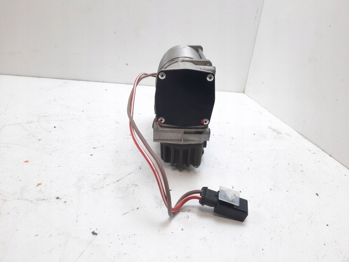 2015 BMW 5 F10 F11 COMPRESSEUR SUSPENSIONS PNEUMATIQUE ARRIÈRE