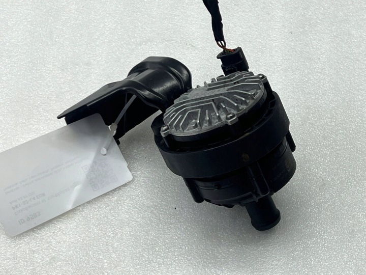 SUPPLÉMENTAIRE POMPE À EAU AUDI A3 8Y 3WA965567A