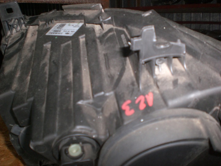 MERCEDES SPRINTER 907 910 PHARE DROIT GAUCHE AVANT USA