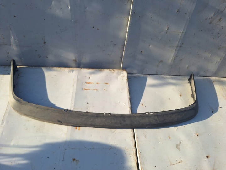 VW GOLF 3 III DOUBLURE SPOILER MOULURE SOUS PARE-CHOCS 1H6807223