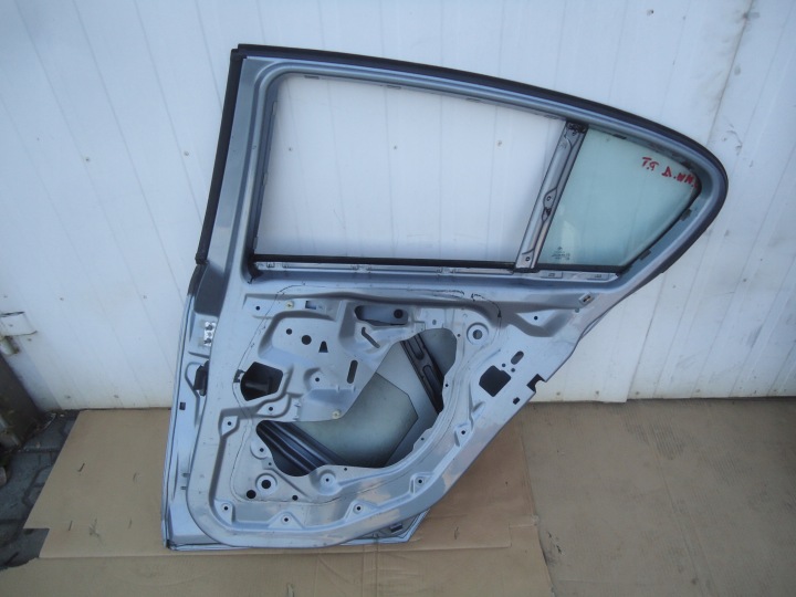 BMW 1 E87 PORTES AVANT ARRIÈRE DROIT WA18 A18