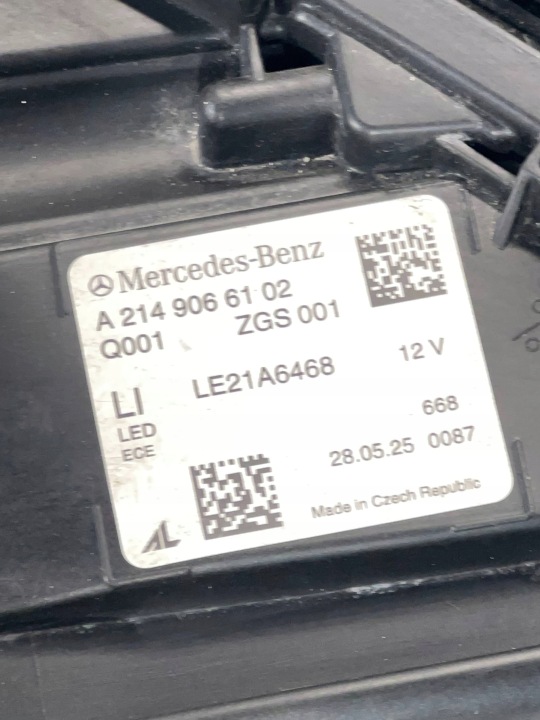 MERCEDES E CLASSE A214 214 PHARE GAUCHE AVANT BONNES CONDITIONS DIGITAL A2149066102