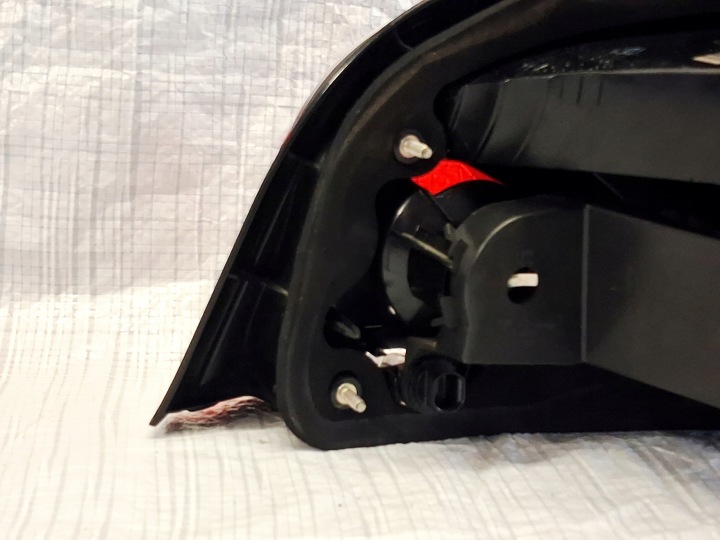 BMW 5 E60 BERLINE PHARE ARRIÈRE GAUCHE 7165737 KRYVIY RIG
