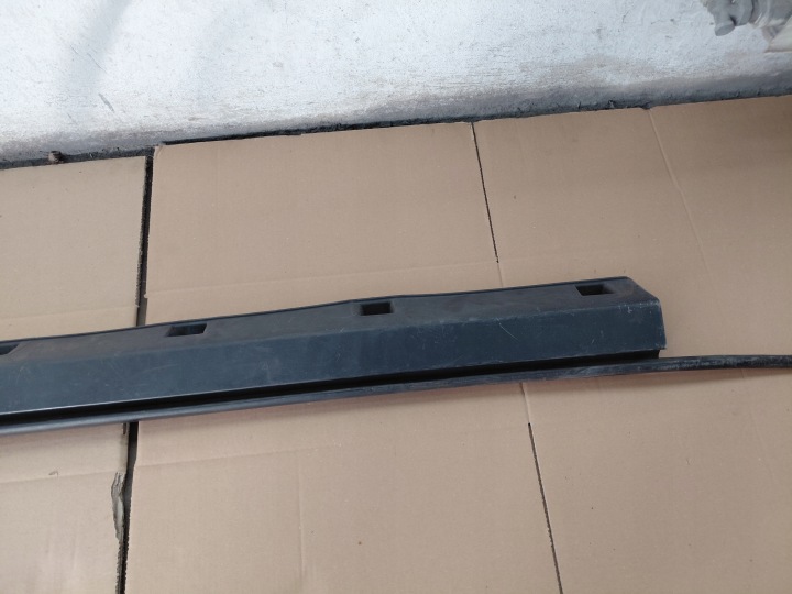 OPEL MOKKA A MOULURE SEUIL REVÊTEMENT DROITE 95159921