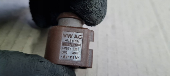 SQ8 4M RSQ8 Q8 PUCE PUCE 4H0973713H 2.0 TDI A4 B9 8W A5 A6 C7