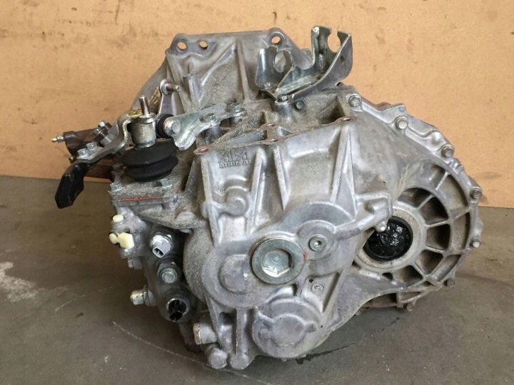 BOÎTE DE VITESSES 5-CIO ENGRENAGES TOYOTA AVENSIS T27 1.6 D-4D 2015-2018 1JB9C-K