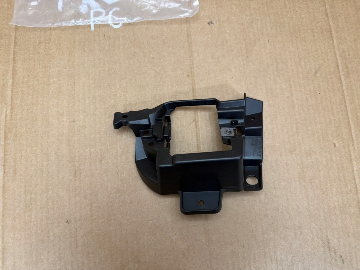 RENAULT TRAFIC 21- FIXATION CORBEILLE HALOGÈNE GAUCHE DROIT NOUVEAU ORIGINE 269B16091R