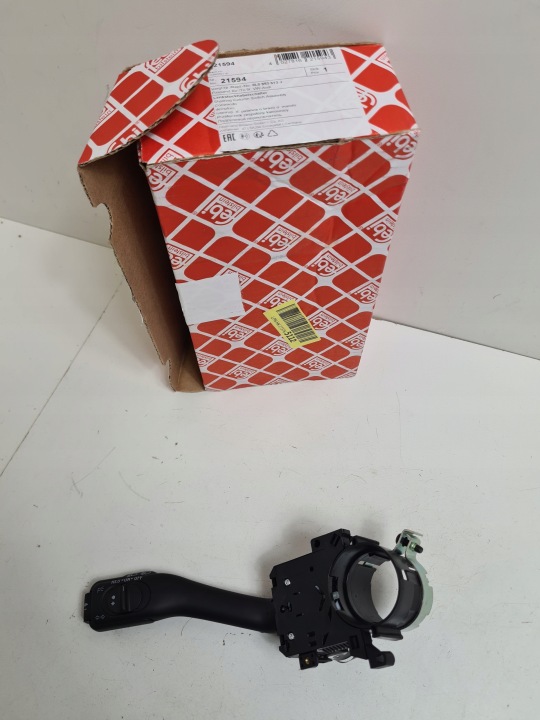 FEBI COMMUTATEUR FEUX I CLIGNOTANTS VW
