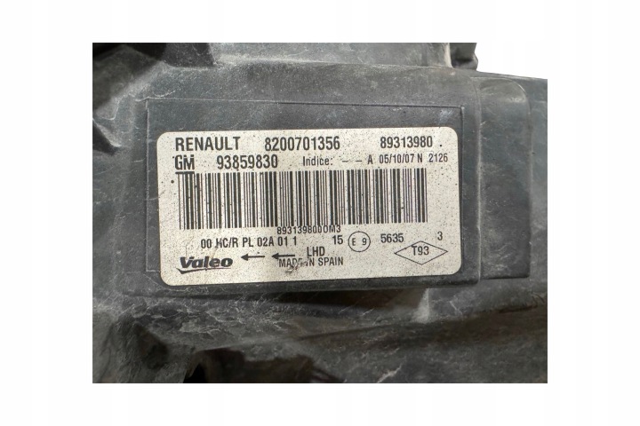 PROJECTEUR NISSAN PRIMASTAR 8200701356