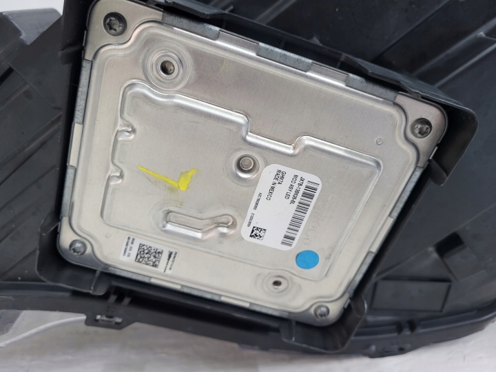 FORD KUGA MK3 PHARE AVANT DROITE AVANT COMPLET LED ORIGINE LV4B-13E016-AN