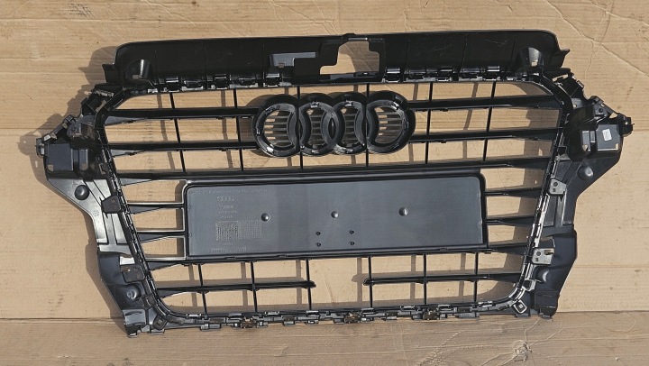 AUDI A3 S-LINE 12-16 GRILLE CALANDRE 8V3853651
