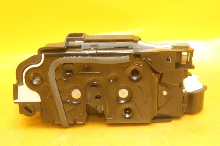SERRURE DE PORTE DROIT AVANT 6 GOUPILLE VW UP SKODA CITIGO 1S1837016C