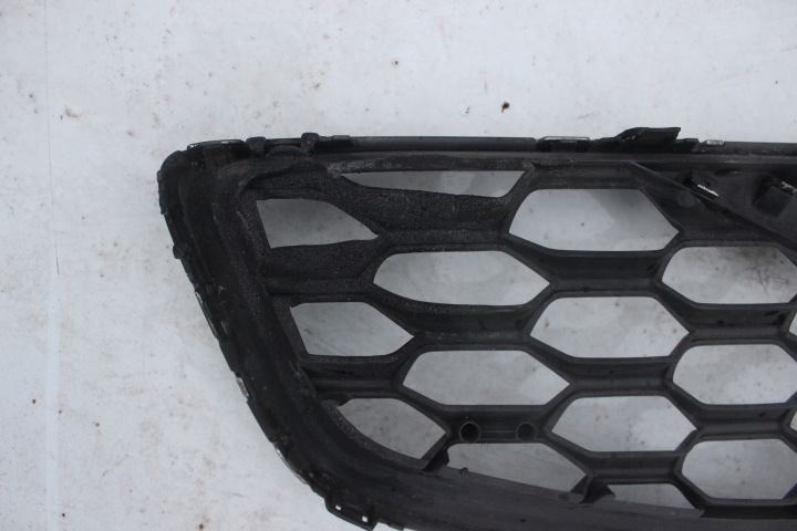 VOLVO C30 GRILLE CALANDRE LIFT 2009-2012 31214622 31214621 31214855