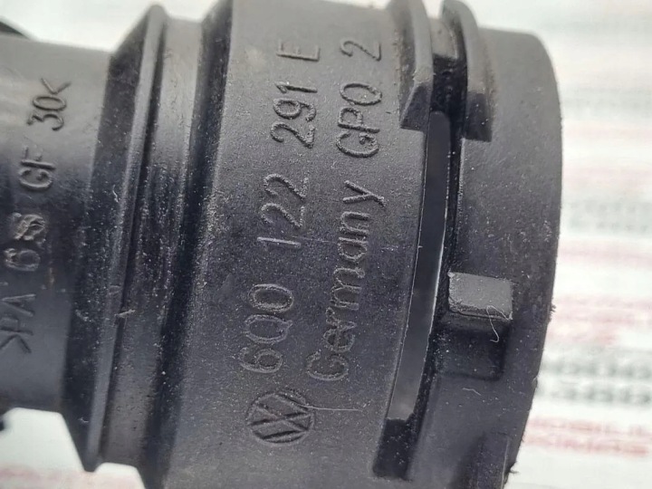 TUYAU REFROIDISSEMENT VW PASSAT VARIANT B5 (3B6) 6Q0122291E 1.9L DIESEL 74KW 2007