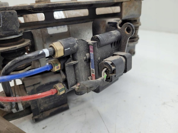 COMPRESSEUR POMPE SUSPENSIONS BMW 6 G32 GT G30 26071679 4430210011 19412710