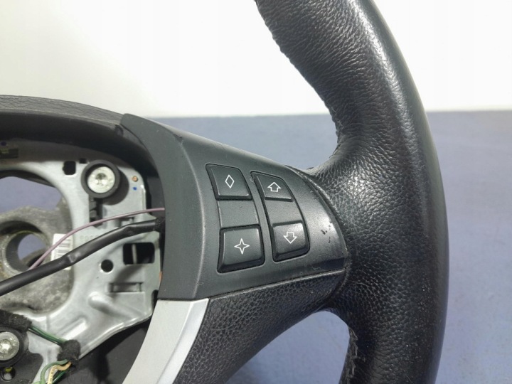 BMW X5 E70 VOLANT CUIR MULTIFONCTIONNELLE 6778744